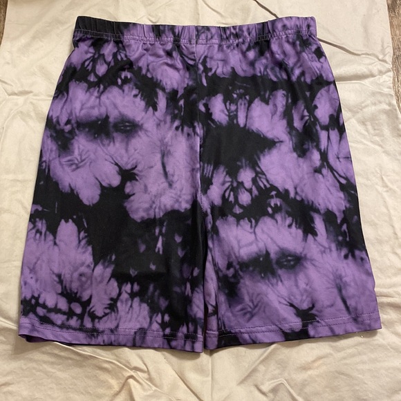 SHEIN PURPLE TIE DYE SPANDEX SHORTS - Picture 3 of 3